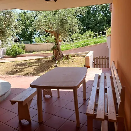 100mq Con Giardino Vista Mare *